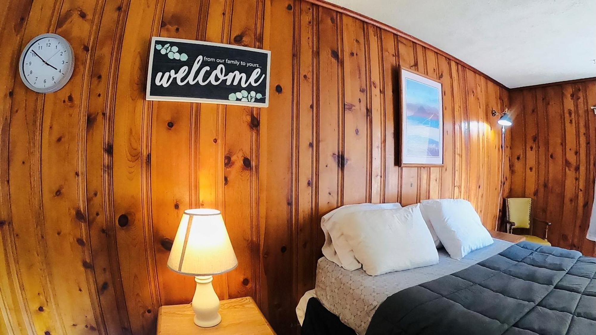 Heart Of The Berkshires Motel Pittsfield Exteriör bild
