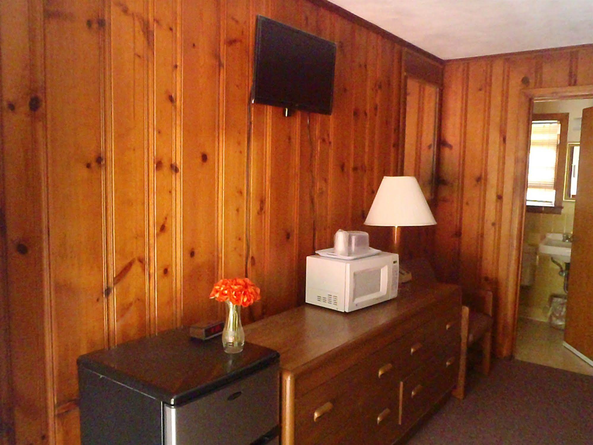 Heart Of The Berkshires Motel Pittsfield Exteriör bild